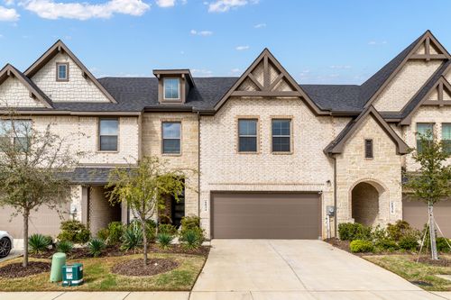 6834 Neals Way, Arlington, TX, 76001-4501 | Card Image