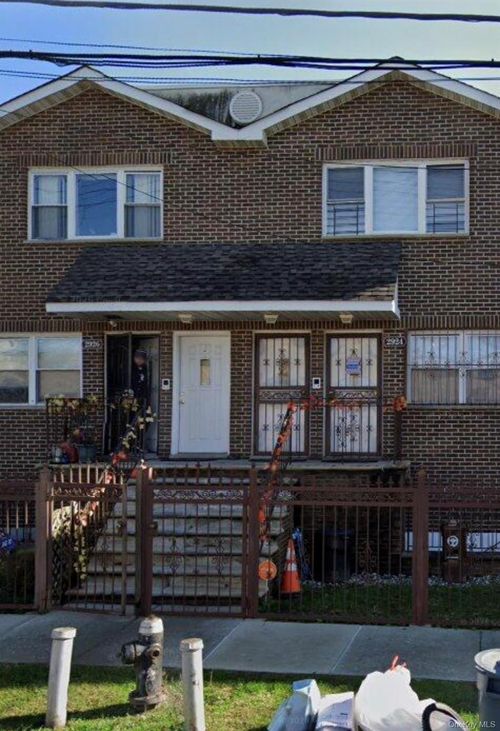 2924 Ely Ave, Bronx, NY, 10469-3263 | Card Image