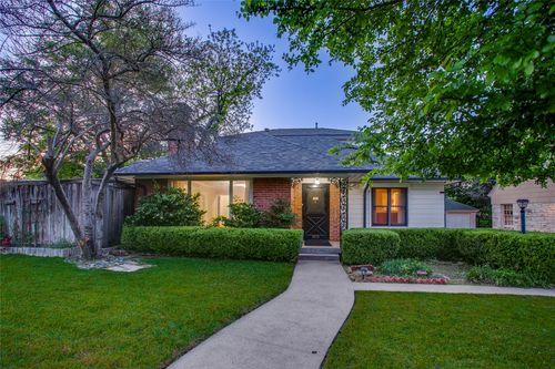 1439 Junior Dr, Dallas, TX, 75208-2421 | Card Image