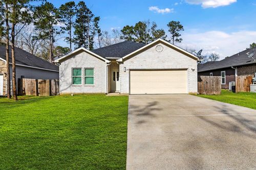 192 S Village Cove Loop, Livingston, TX, 77351-1076 | Card Image