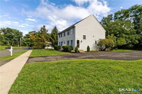 152-152 Summer St, Portland, CT, 06480-1126 | Card Image