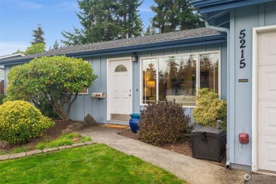 5215 172nd Place Sw, House other with 3 bedrooms, 1 bathrooms and 2 parking in Lynnwood WA | Image 3