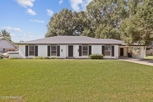 304 Estainville Ave, Lafayette, LA, 70508-5216 | Card Image