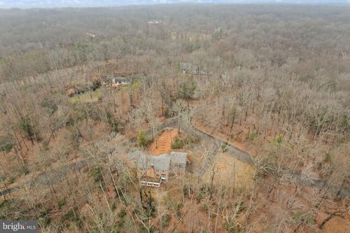 11115 Streamview Ct, GREAT FALLS, VA, 22066-3319 | Card Image