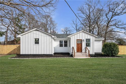 813 Bellingham Drive, Chesapeake, VA, 23322 | Card Image