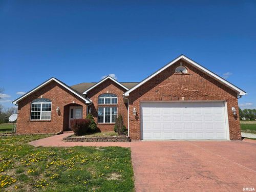 8863 New Athens Darmstadt Rd, New Athens, IL, 62264-2705 | Card Image