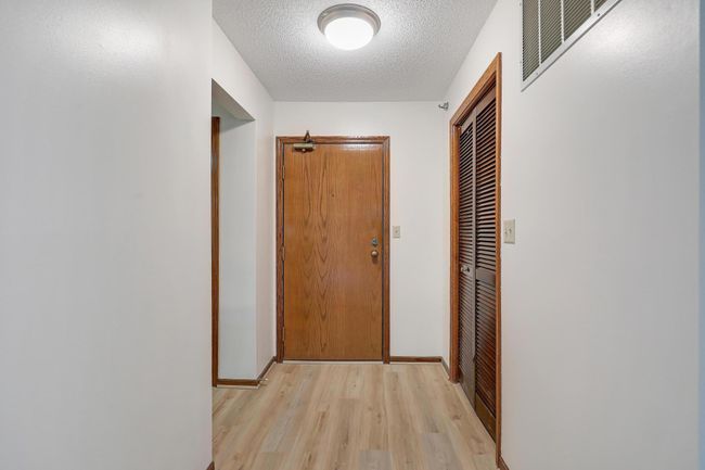 Front Unit Entry | Image 4