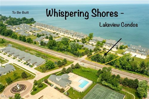 202 Whispering Shores Dr, Vermilion, OH, 44089 | Card Image