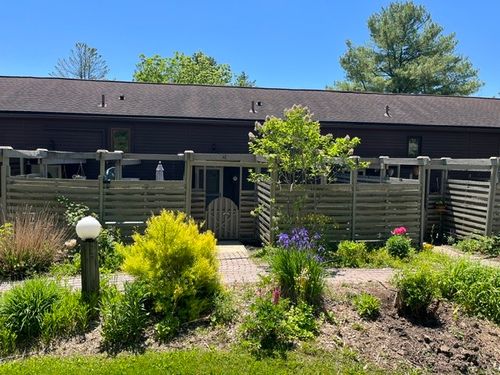 42 Penny Ln, Ithaca, NY, 14850-6269 | Card Image