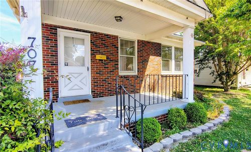 707 Hamilton Ave, Colonial Heights, VA, 23834-3317 | Card Image