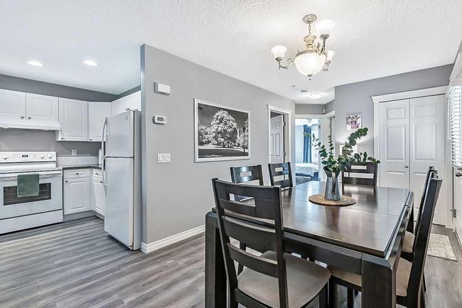 89 Crystal Shores Crescent, Home with 3 bedrooms, 2 bathrooms and 1 parking in Okotoks AB | Image 11