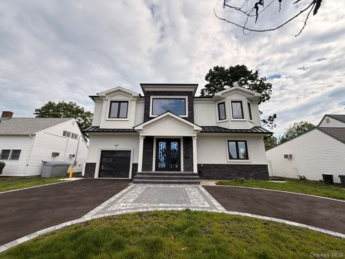 265 Orchid Rd, Levittown, NY, 11756-2008 | Card Image