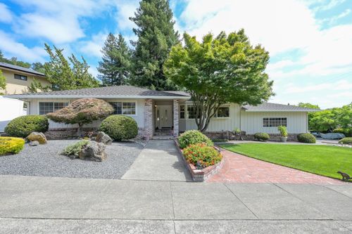 2040 Parrish Drive, Santa Rosa, CA, 95404 | Card Image