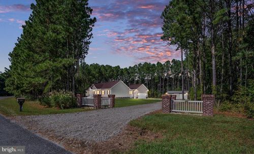 547 Twin Harbor Rd, Reedville, VA, 22539-3921 | Card Image