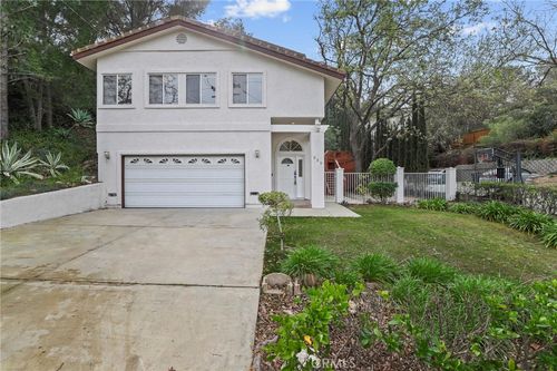 272 Manzanita Ln, Thousand Oaks, CA, 91361-4929 | Card Image