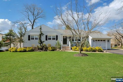205 Rockland Avenue, River Vale, NJ, 07675 | Card Image