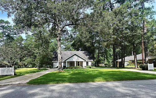 719 E Wildwood Dr, Village Mills, TX, 77663-1504 | Card Image