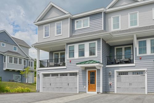 4d-1244 Washington Road, Rye, NH, 03870 | Card Image