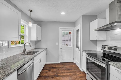 2032 Vince St, Pasadena, TX, 77502-3626 | Card Image