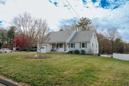 15 Great Oak Ln, Newington, CT, 06111-3404 | Card Image