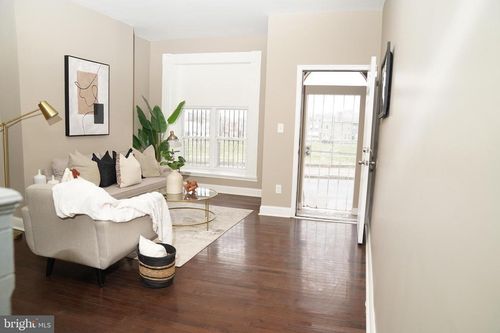 1722 E Lanvale St, BALTIMORE, MD, 21213-2347 | Card Image