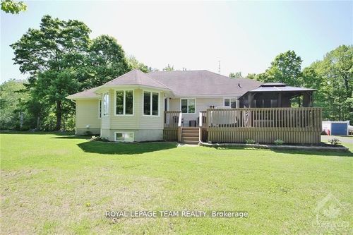 988 River Rd, Kemptville, ON, K0G1J0 | Card Image