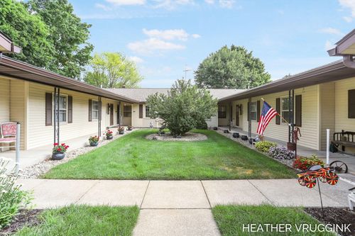 7354 Pinegrove Dr, Jenison, MI, 49428-7782 | Card Image