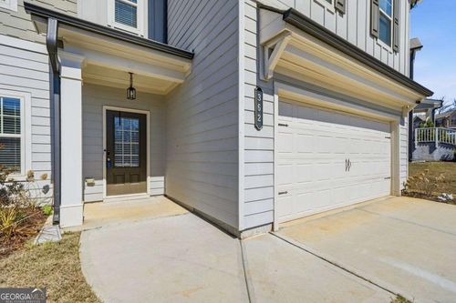 362 Auburn Crossing Dr, Auburn, GA, 30011-5528 | Card Image