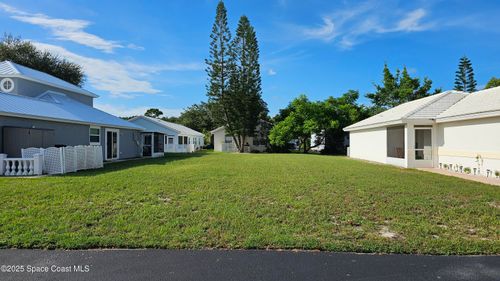 2035 Marlberry Ct Ne, Palm Bay, FL, 32905-4614 | Card Image