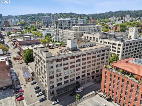 606-1314 Nw Irving St, Portland, OR, 97209-2721 | Card Image
