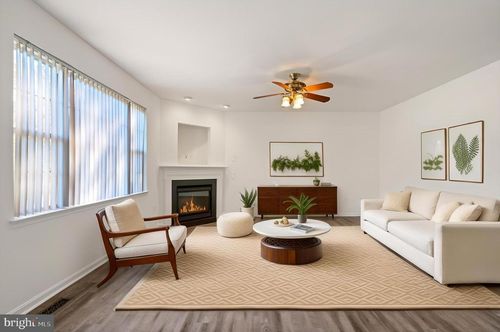 10746 Greenbriar Ln, SPOTSYLVANIA, VA, 22553-4125 | Card Image