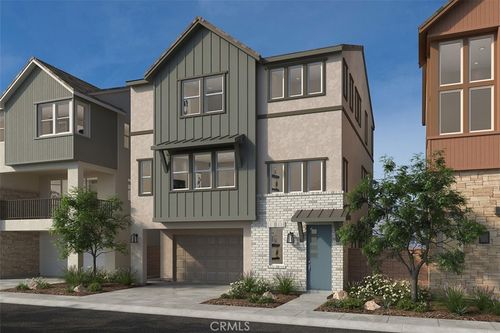 312 Pluto, Irvine, CA, 92618-6128 | Card Image