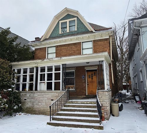 553 W 9th St, Erie, PA, 16502-1351 | Card Image