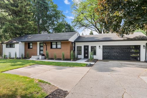 1528 E Maple Rd, Birmingham, MI, 48009-6579 | Card Image