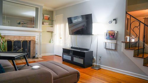 1740 E Broad St, Columbus, OH, 43203-2039 | Card Image