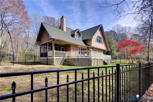 8908 Thomas Higgs Ct, Toano, VA, 23168-9453 | Card Image