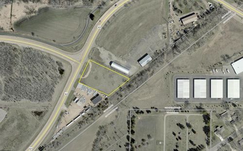 XXX W 6th St, Chaska, MN, 55318 | Card Image