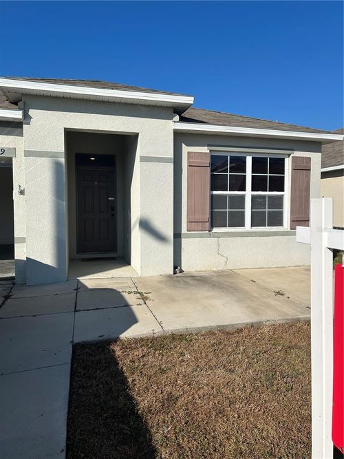 269 St Georges Cir, EAGLE LAKE, FL, 33839-5211 | Card Image