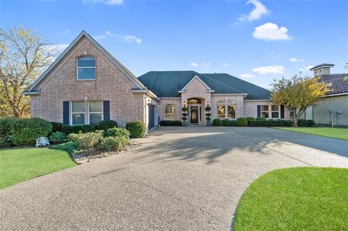 26 Englewood Ct, Montgomery, TX, 77356-8323 | Card Image