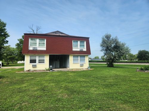 203-201-203 S Maple St, Toluca, IL, 61369 | Card Image