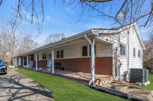 184 Route 520, Morganville, NJ, 07751 | Card Image