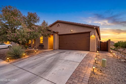 6835 W Canopus Loop, Tucson, AZ, 85757 | Card Image