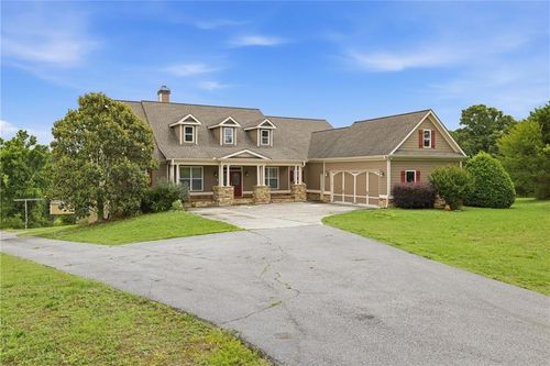 1173 Dee Kennedy Rd, Auburn, GA, 30011-2609 | Card Image