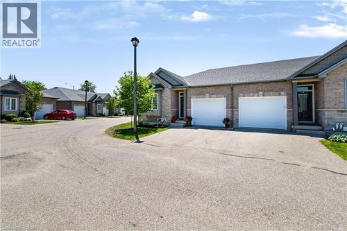 22-244 Dundas Street W, Paris, ON, N3L0B4 | Card Image