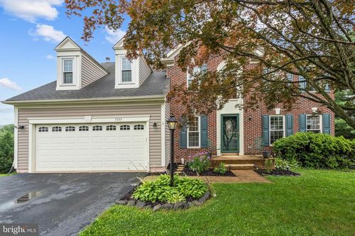 7333 Hazelwood Ct, WARRENTON, VA, 20187-4140 | Card Image