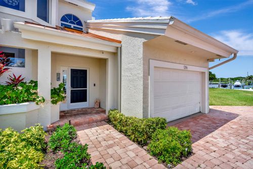 2704 Captains Way, Jupiter, FL, 33477-4087 | Card Image