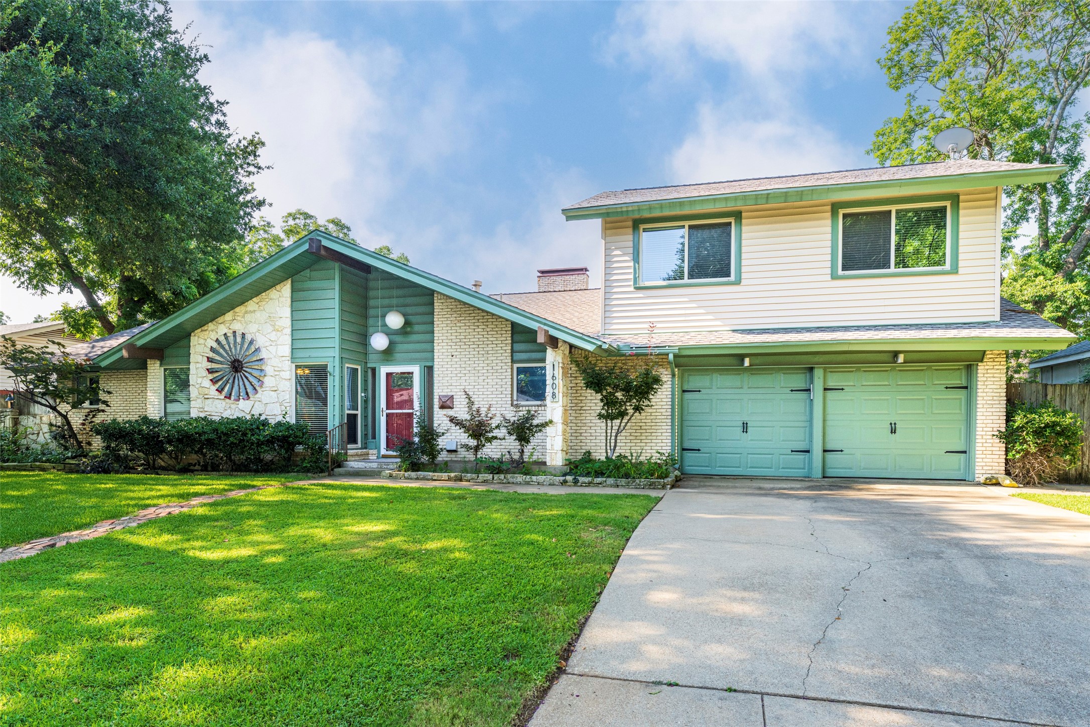 Residential in Arlington 3