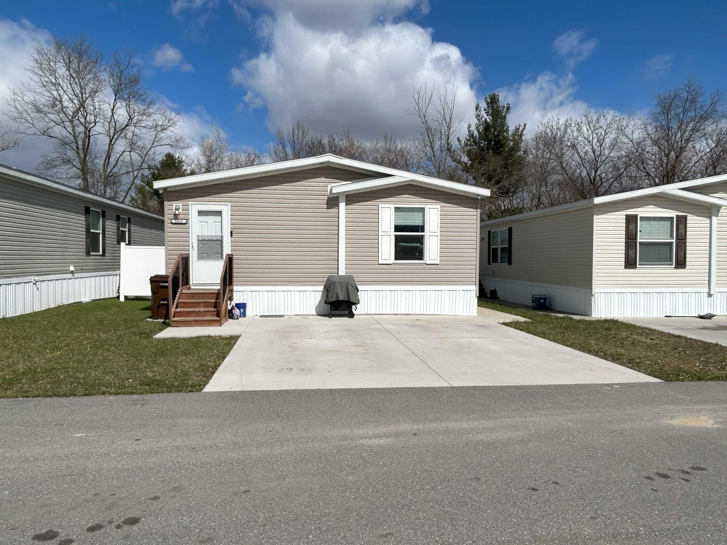 Pebble Creek Dr, Mount Pleasant, MI 48858