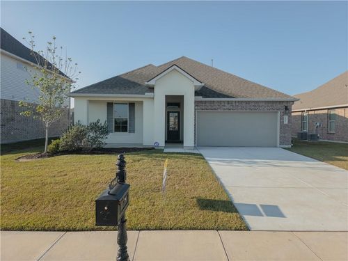 5947 Belfast Bend Ct, Slidell, LA, 70461-6637 | Card Image