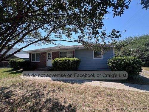 2704 Heatter Ave, Spring Lake, NC, 28390-1727 | Card Image